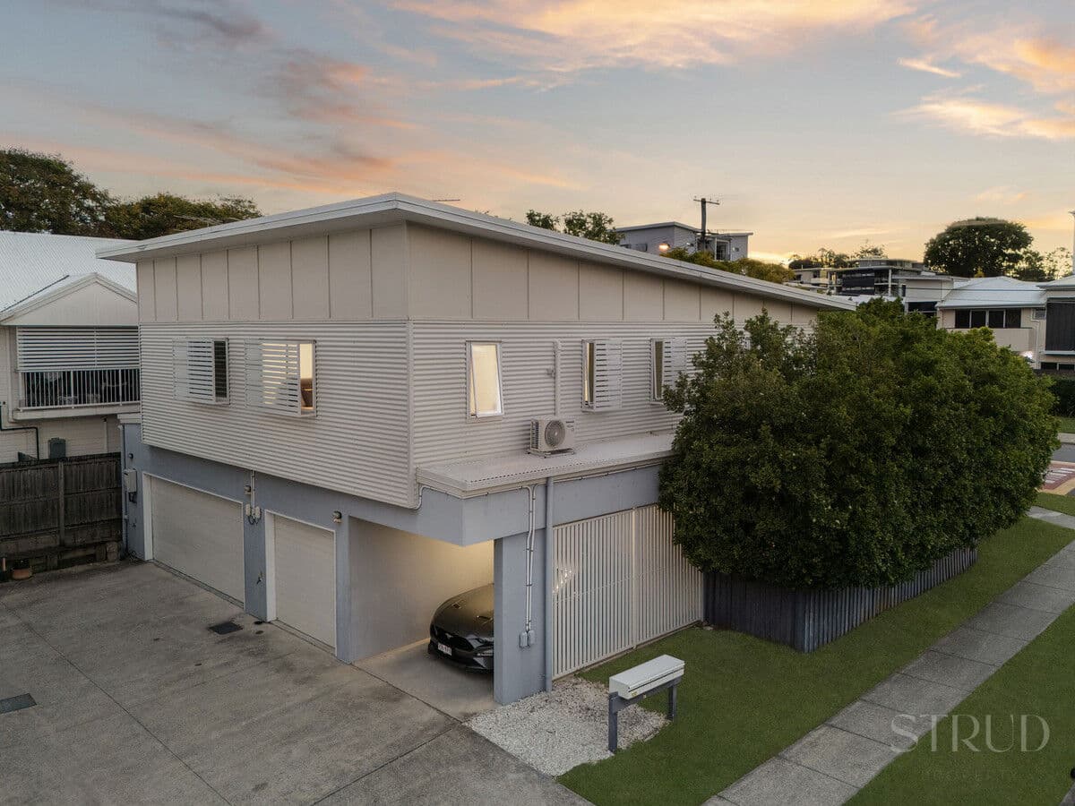 2 / 7 Coyne Street, Sherwood QLD 4075, Sherwood - Image 1