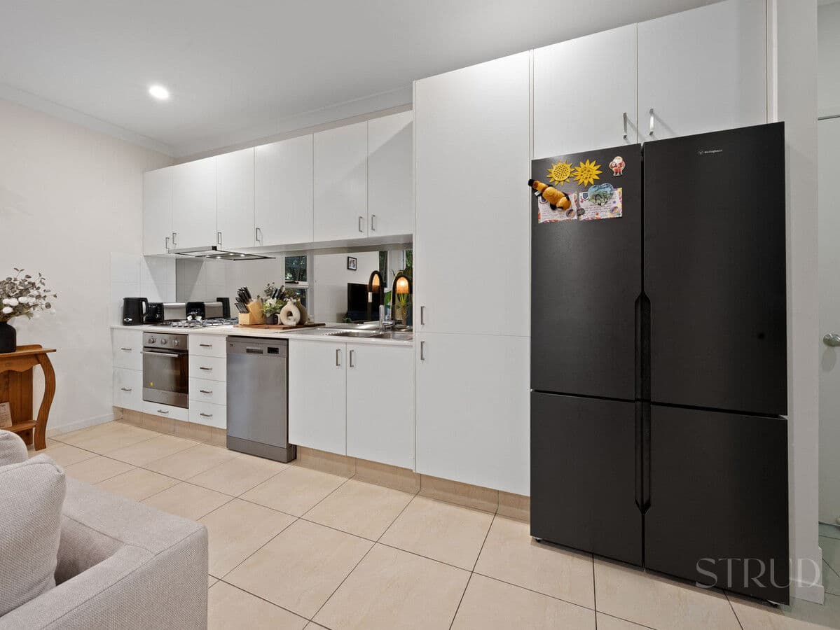 2 / 7 Coyne Street, Sherwood QLD 4075, Sherwood - Thumbnail 3