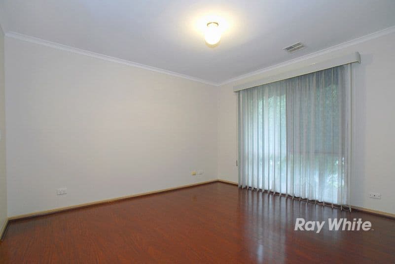 143 Lawless Drive, CRANBOURNE NORTH VIC 3977, Cranbourne North - Thumbnail 8