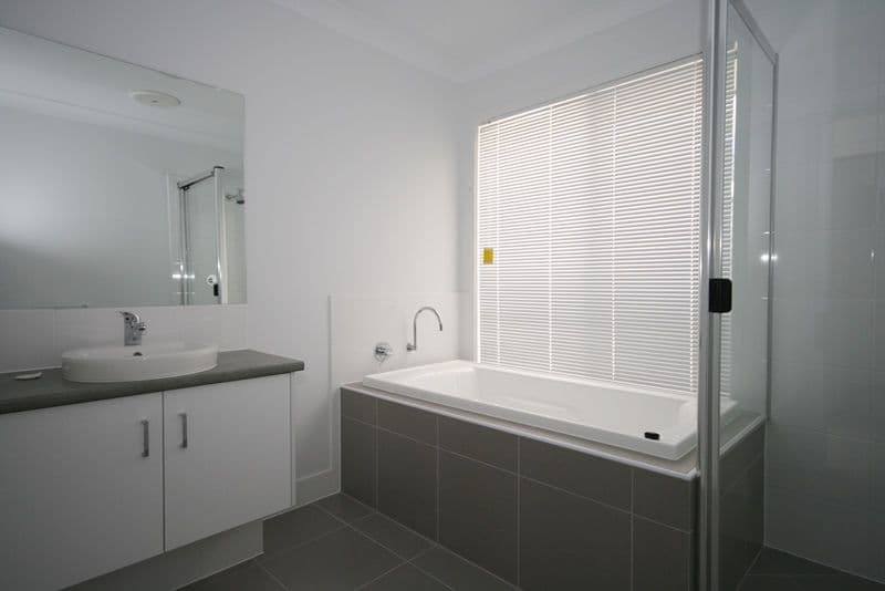 2 Philp Street, North Lakes QLD 4509, North Lakes - Thumbnail 8