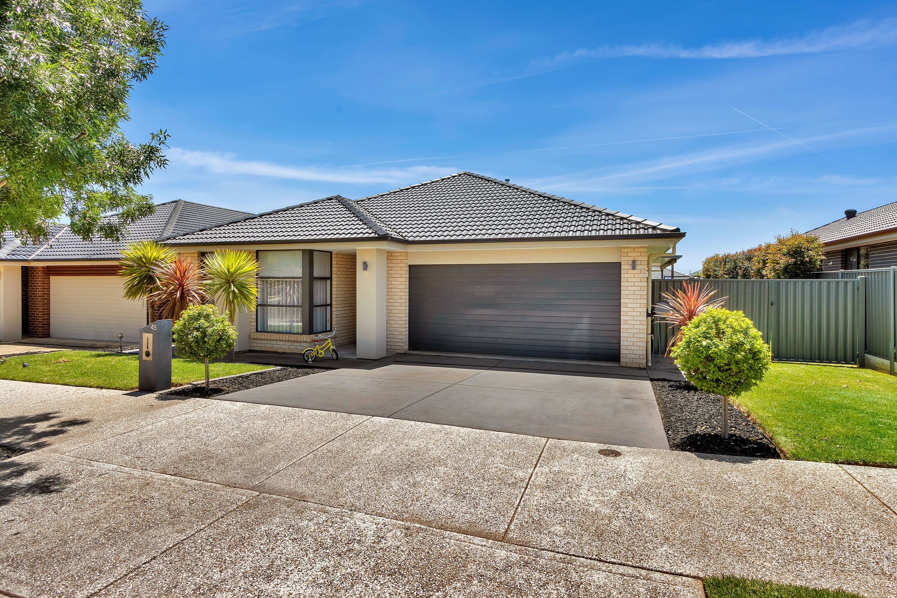 Lot 1467 Brooks Reach, Huntley, Huntley - Thumbnail 2