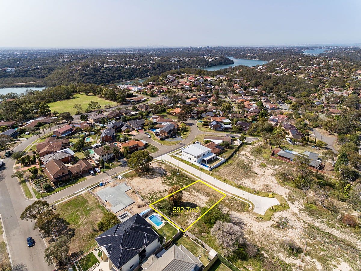 5 Olivia Place, Illawong NSW 2234, Illawong - Image 1