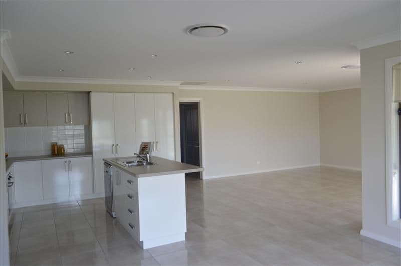 16 Lilydale Terrace, DUBBO NSW 2830, Dubbo - Thumbnail 4
