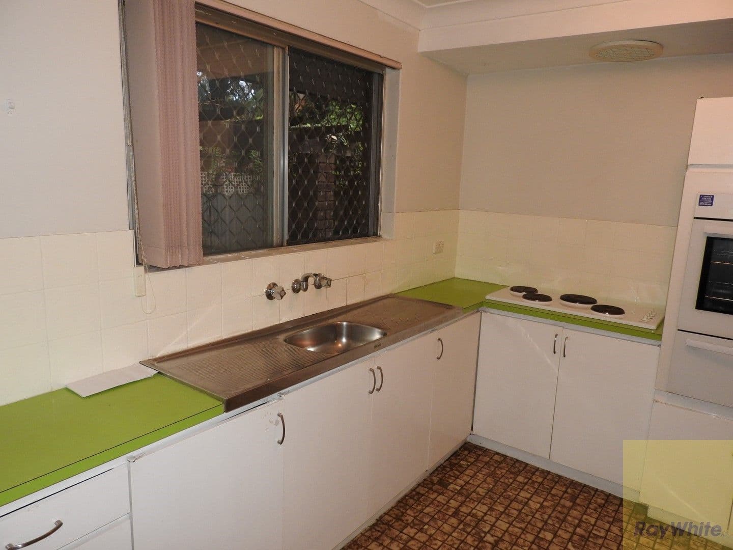 22 Dollis Way, Camillo WA 6111, Camillo - Thumbnail 8