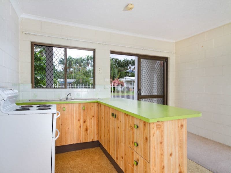 13 Armbrust Street, MANOORA QLD 4870, Manoora - Thumbnail 4