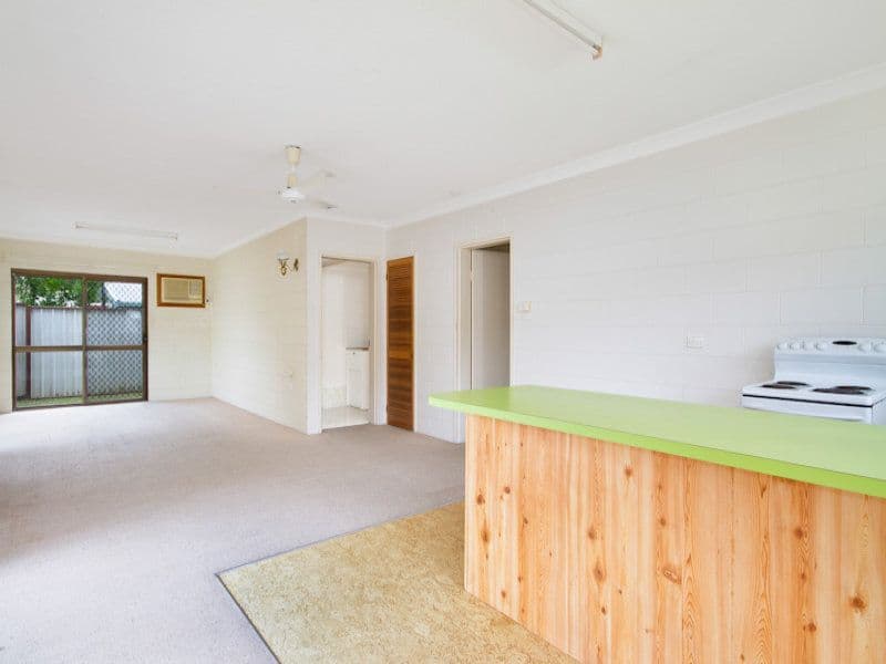 13 Armbrust Street, MANOORA QLD 4870, Manoora - Thumbnail 5