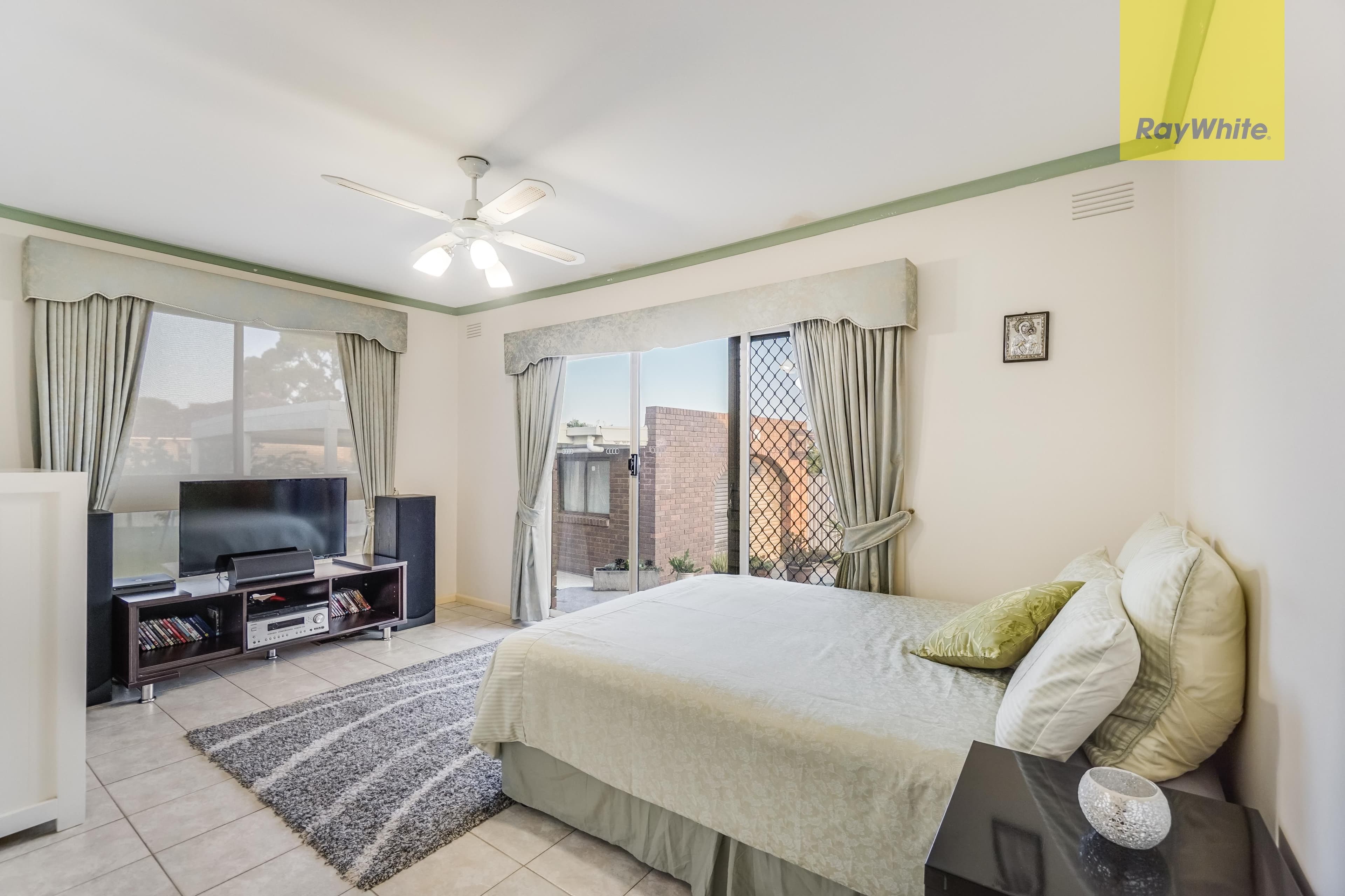 4 Carbine Way, Keilor Downs VIC 3038, Keilor Downs - Thumbnail 4