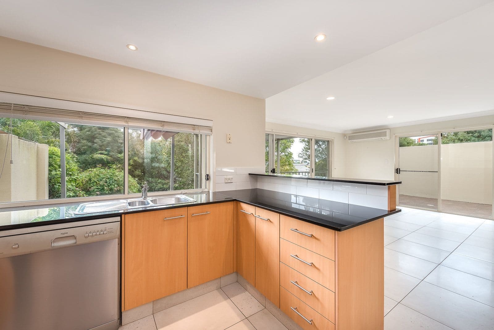 169 Easthill Drive, Robina QLD 4226, Robina - Thumbnail 5