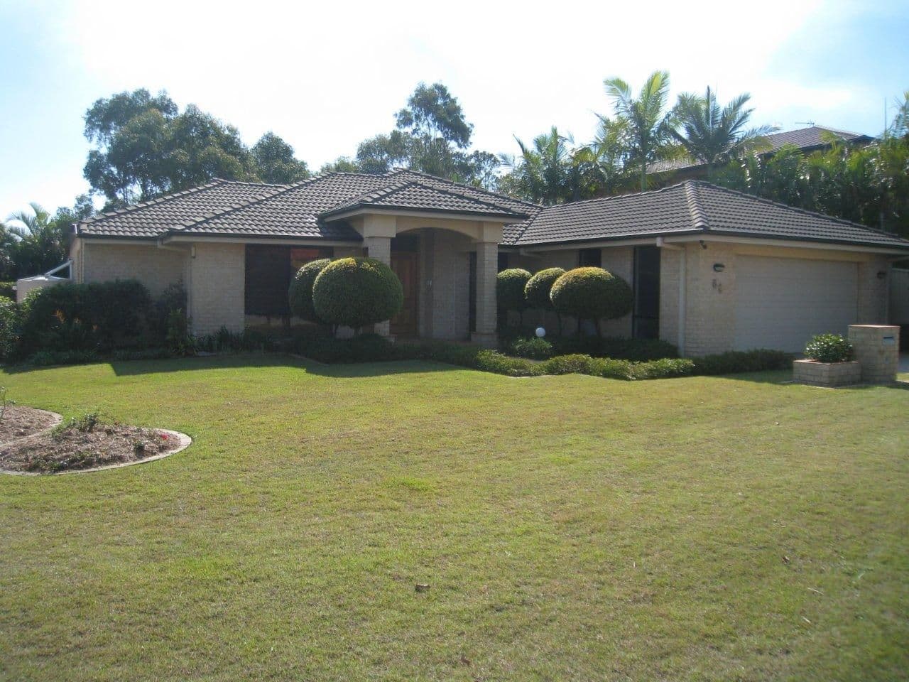 60 Christina Ryan Way, ARUNDEL QLD 4214, Arundel - Thumbnail 2