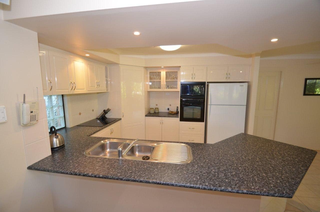 60 Christina Ryan Way, ARUNDEL QLD 4214, Arundel - Thumbnail 8