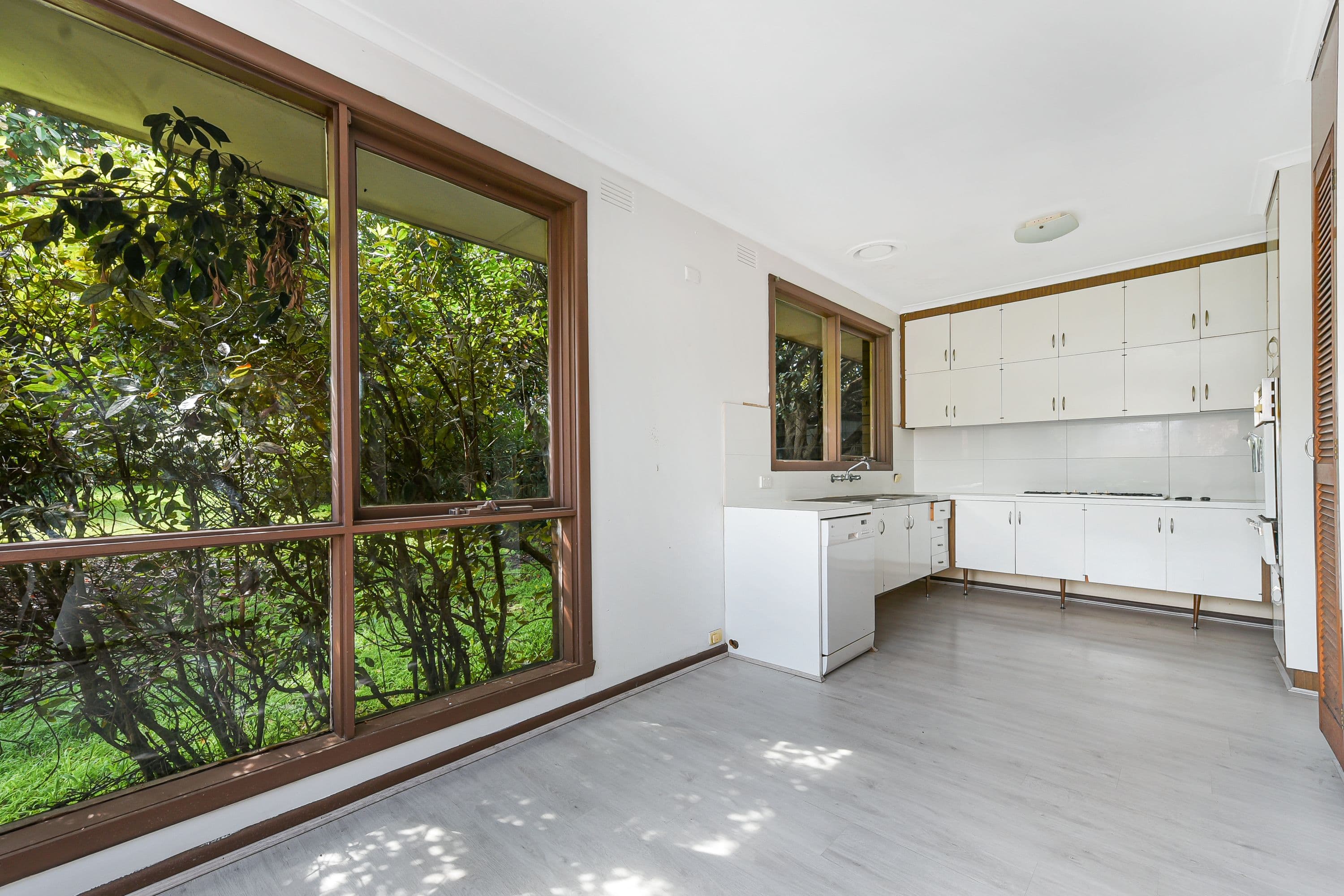 13 Windella Crescent, Glen Waverley VIC 3150, Glen Waverley - Thumbnail 3