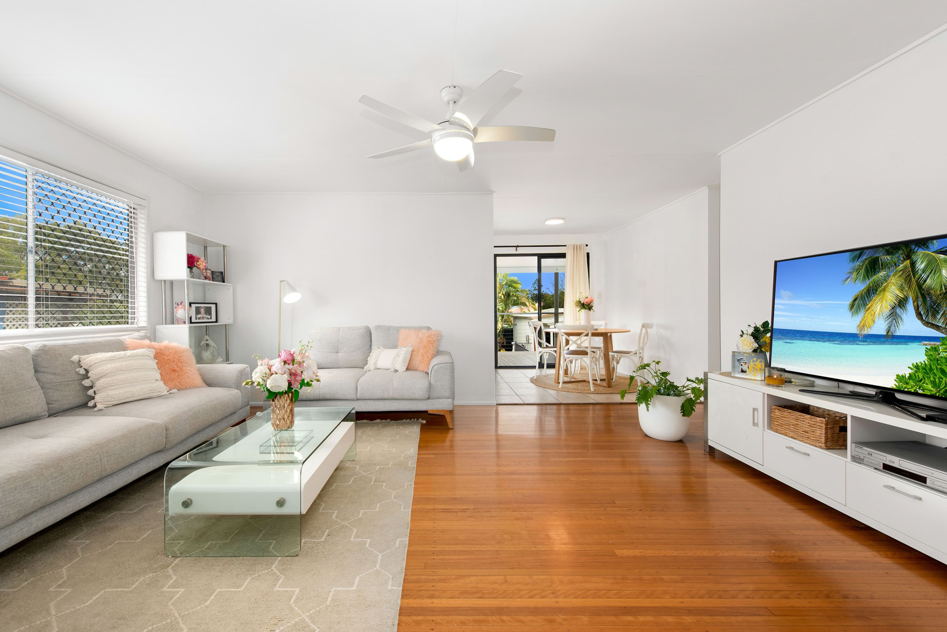 1566 Creek Road, Carina QLD 4152, Carina - Thumbnail 2