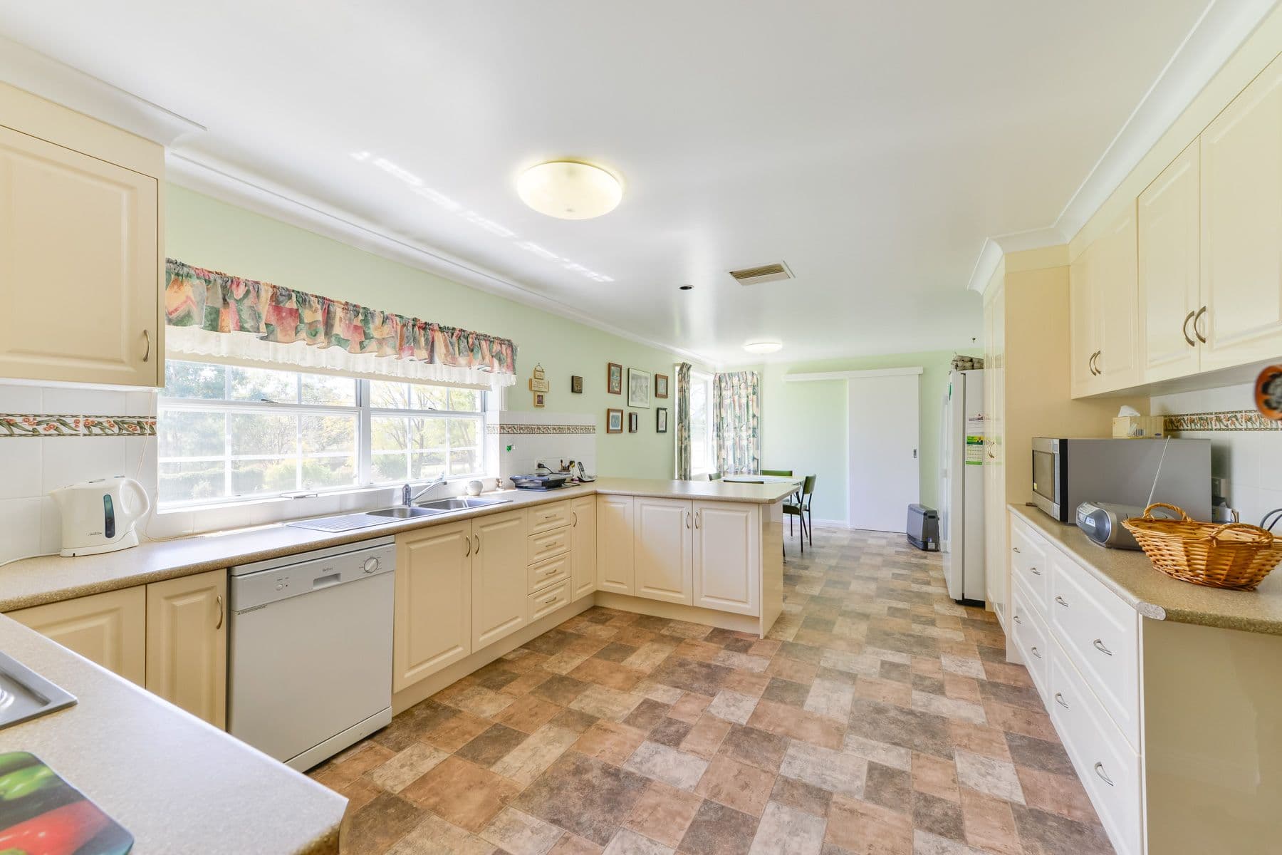 16 Darrell Road, Calala - Thumbnail 5
