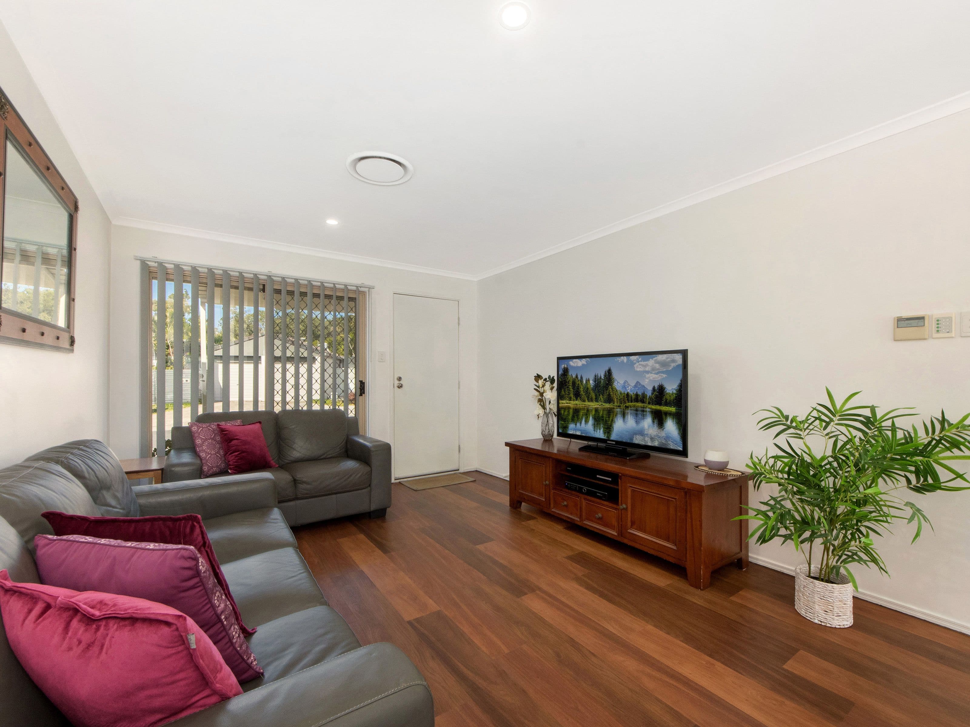 46 River Oak Drive, Helensvale QLD 4212, Helensvale - Thumbnail 4