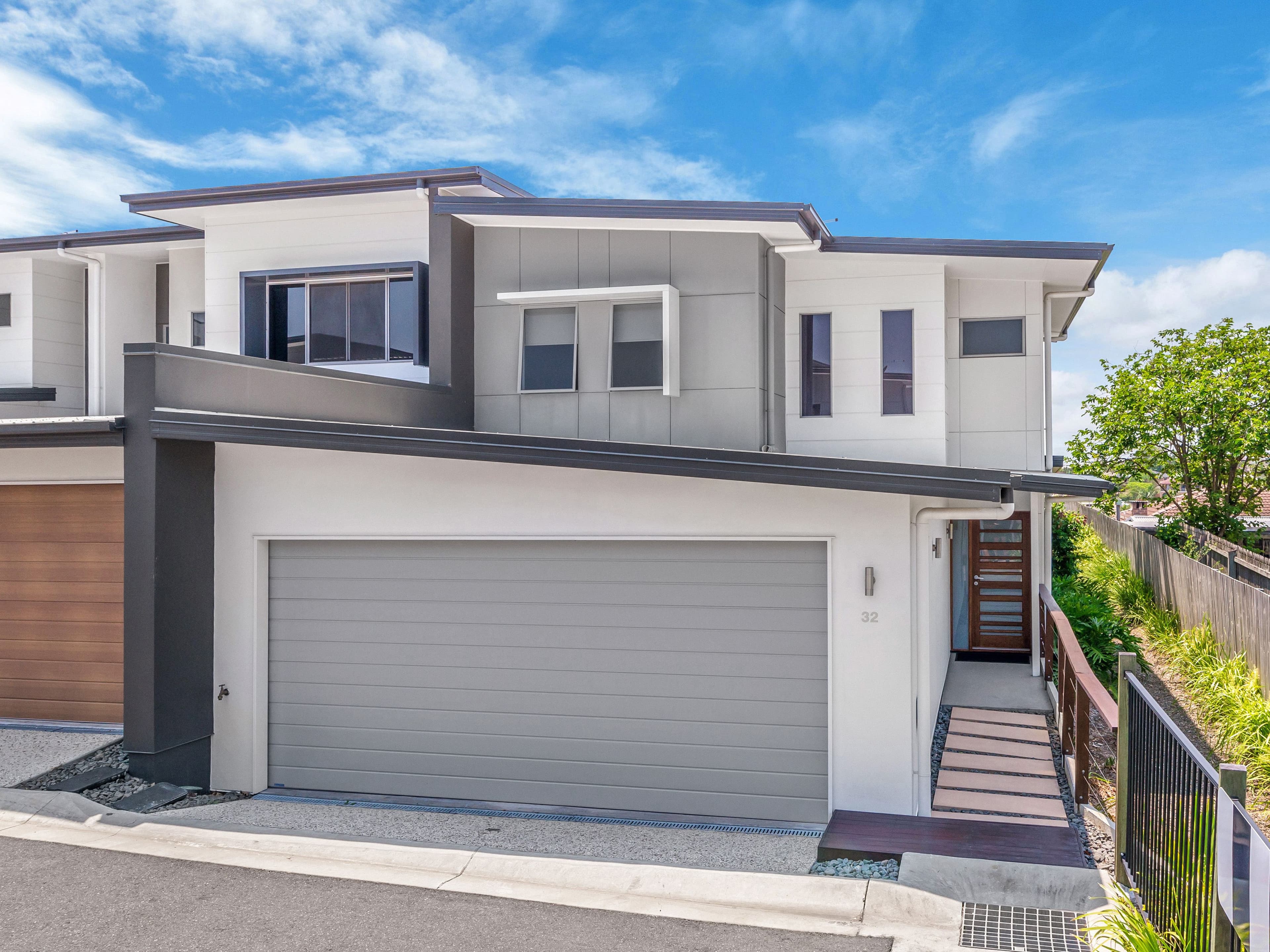8 Russell Street, Everton Park QLD 4053, Everton Park - Image 1