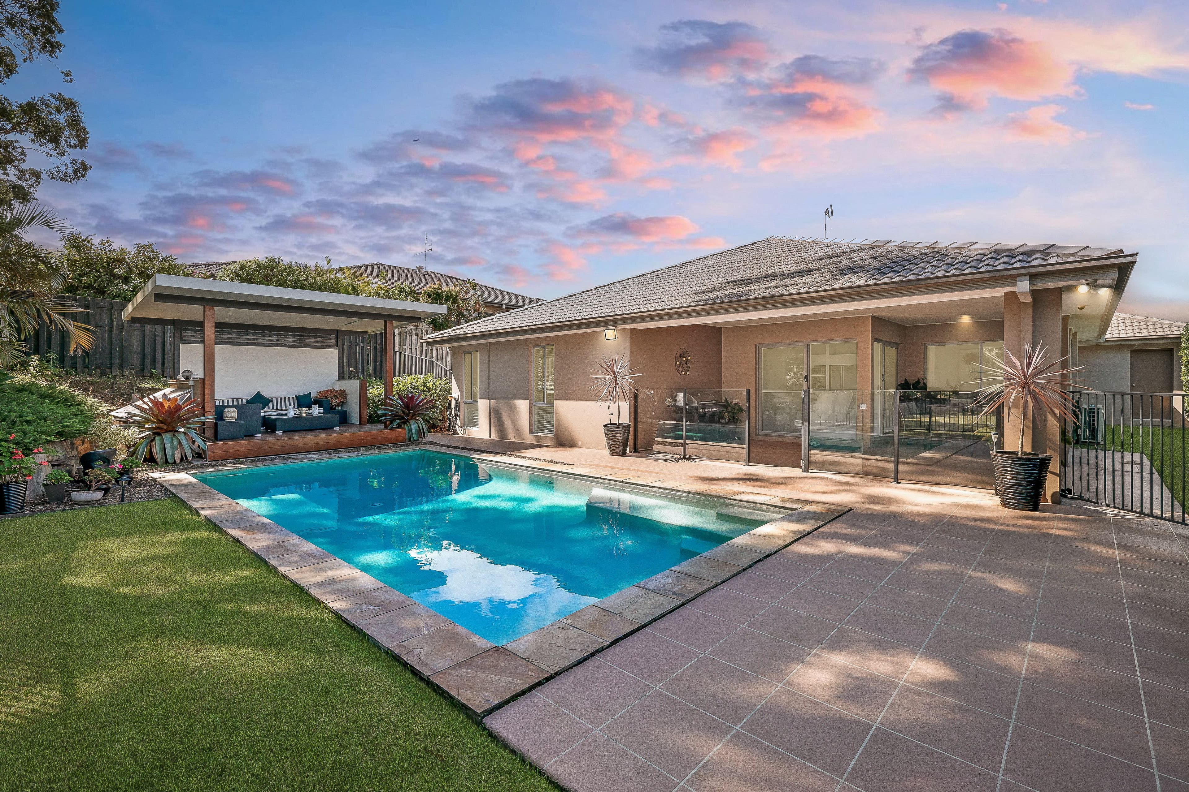 10 Capelily Street, Upper Coomera QLD 4209, Upper Coomera - Thumbnail 3