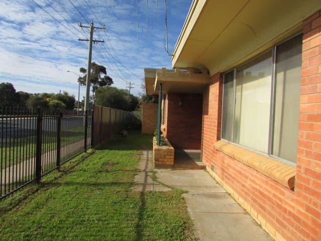36 Shackell Street, Echuca VIC 3564, Echuca - Thumbnail 2