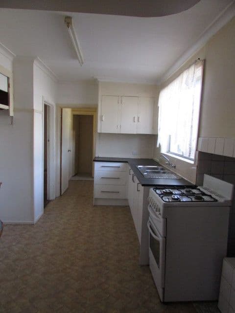 36 Shackell Street, Echuca VIC 3564, Echuca - Thumbnail 5