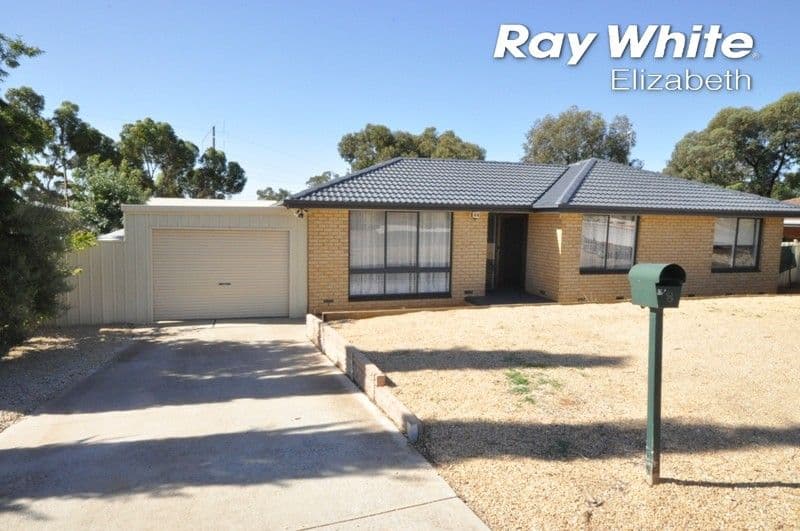 8 Gunnawarra Crescent, Craigmore SA 5114, Craigmore - Thumbnail 3