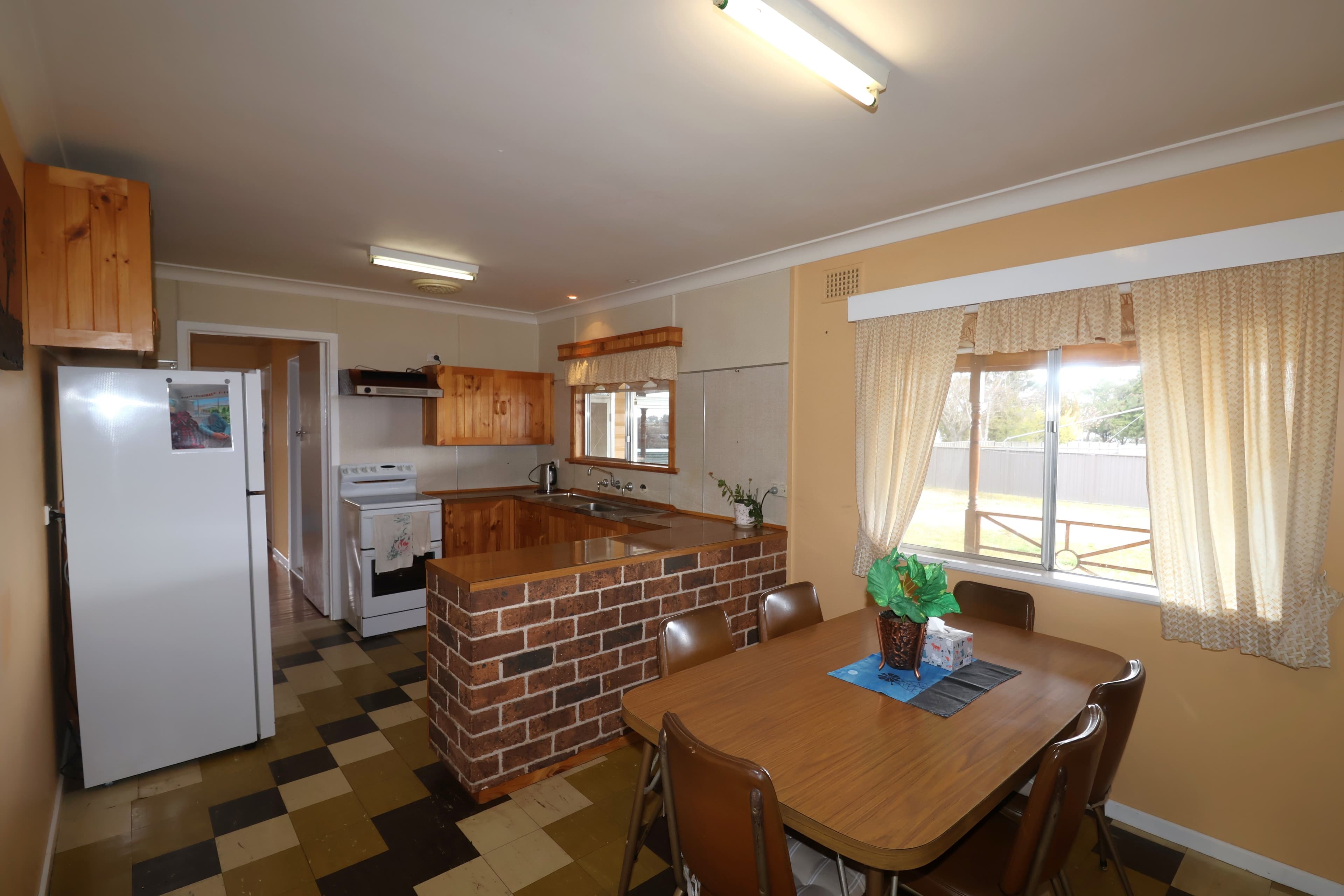 80 Coronation Avenue, Glen Innes NSW 2370, Glen Innes - Thumbnail 5