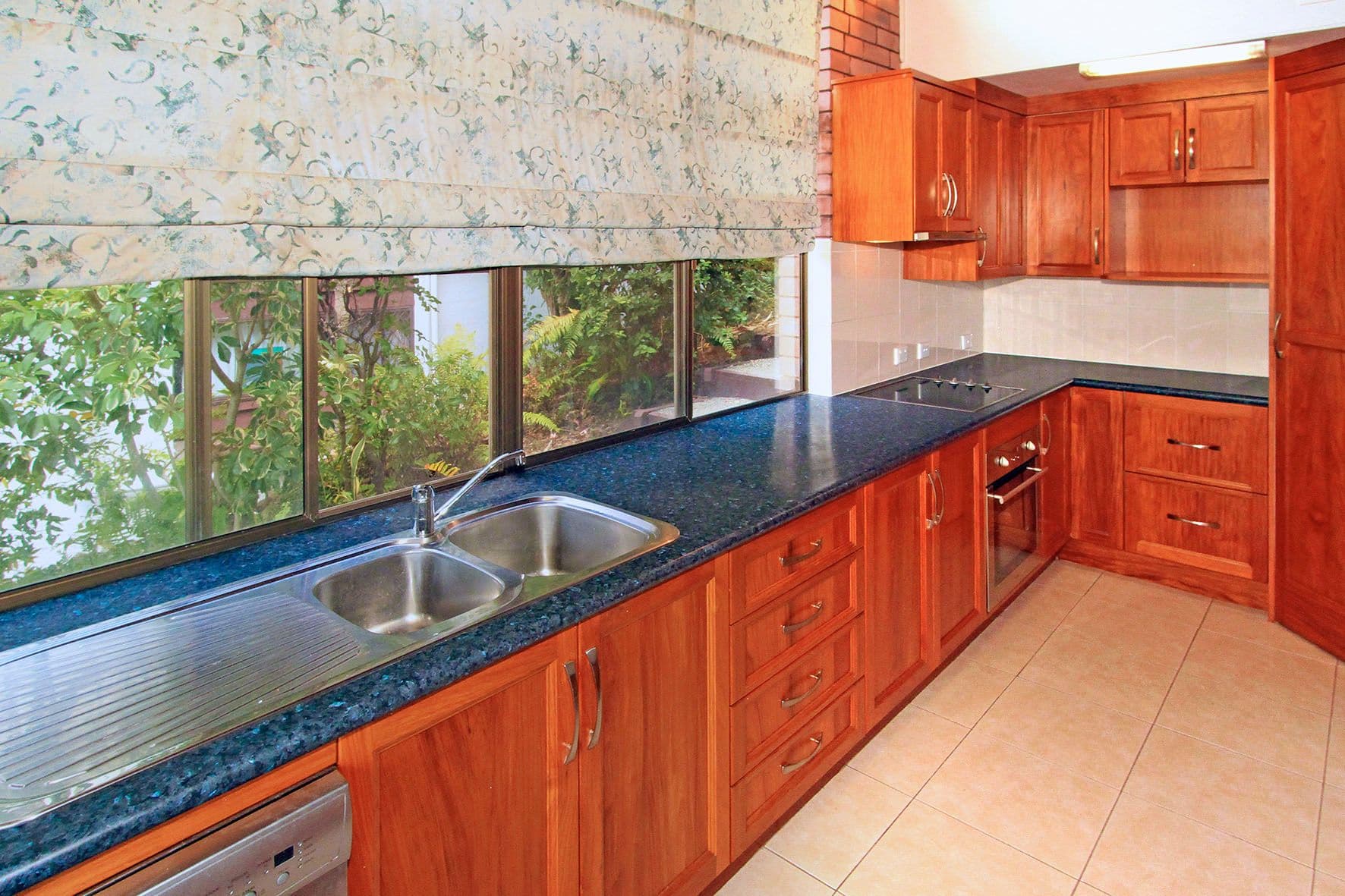 26 Old Scenic Highway, TARANGANBA QLD 4703, Taranganba - Thumbnail 3