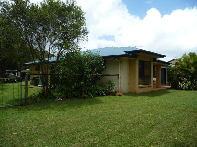 36 Paul Place, GLASS HOUSE MOUNTAINS QLD 4518, Glass House Mountains - Thumbnail 2