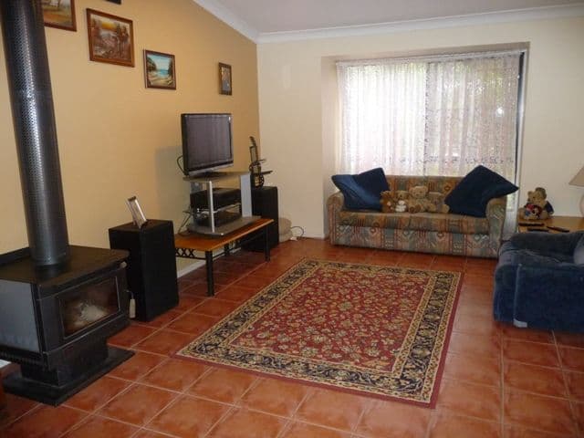 36 Paul Place, GLASS HOUSE MOUNTAINS QLD 4518, Glass House Mountains - Thumbnail 3