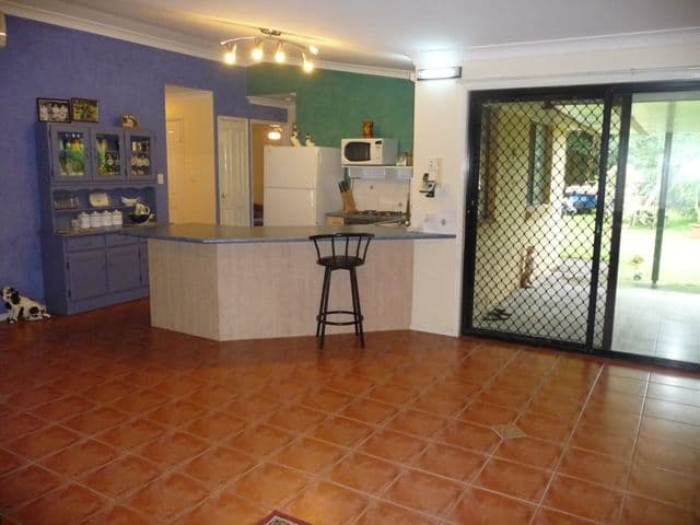 36 Paul Place, GLASS HOUSE MOUNTAINS QLD 4518, Glass House Mountains - Thumbnail 4