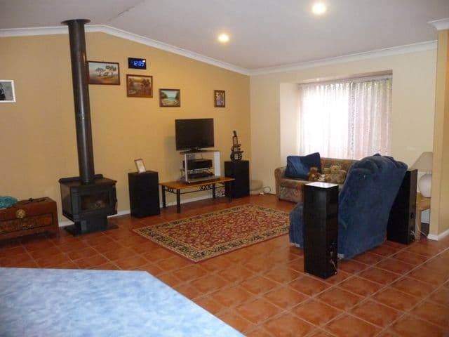 36 Paul Place, GLASS HOUSE MOUNTAINS QLD 4518, Glass House Mountains - Thumbnail 6