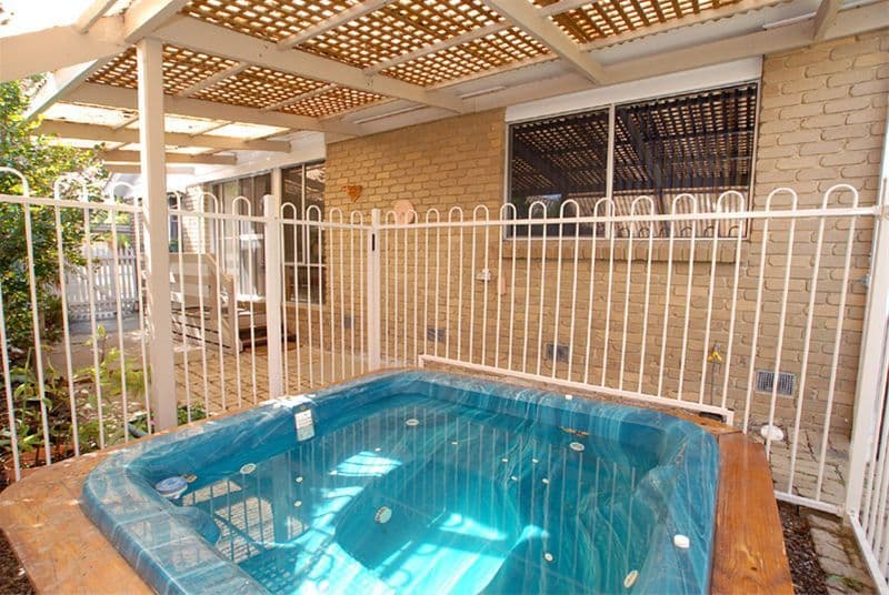 14   Baroda Avenue, GLEN WAVERLEY VIC 3150, Glen Waverley - Thumbnail 3