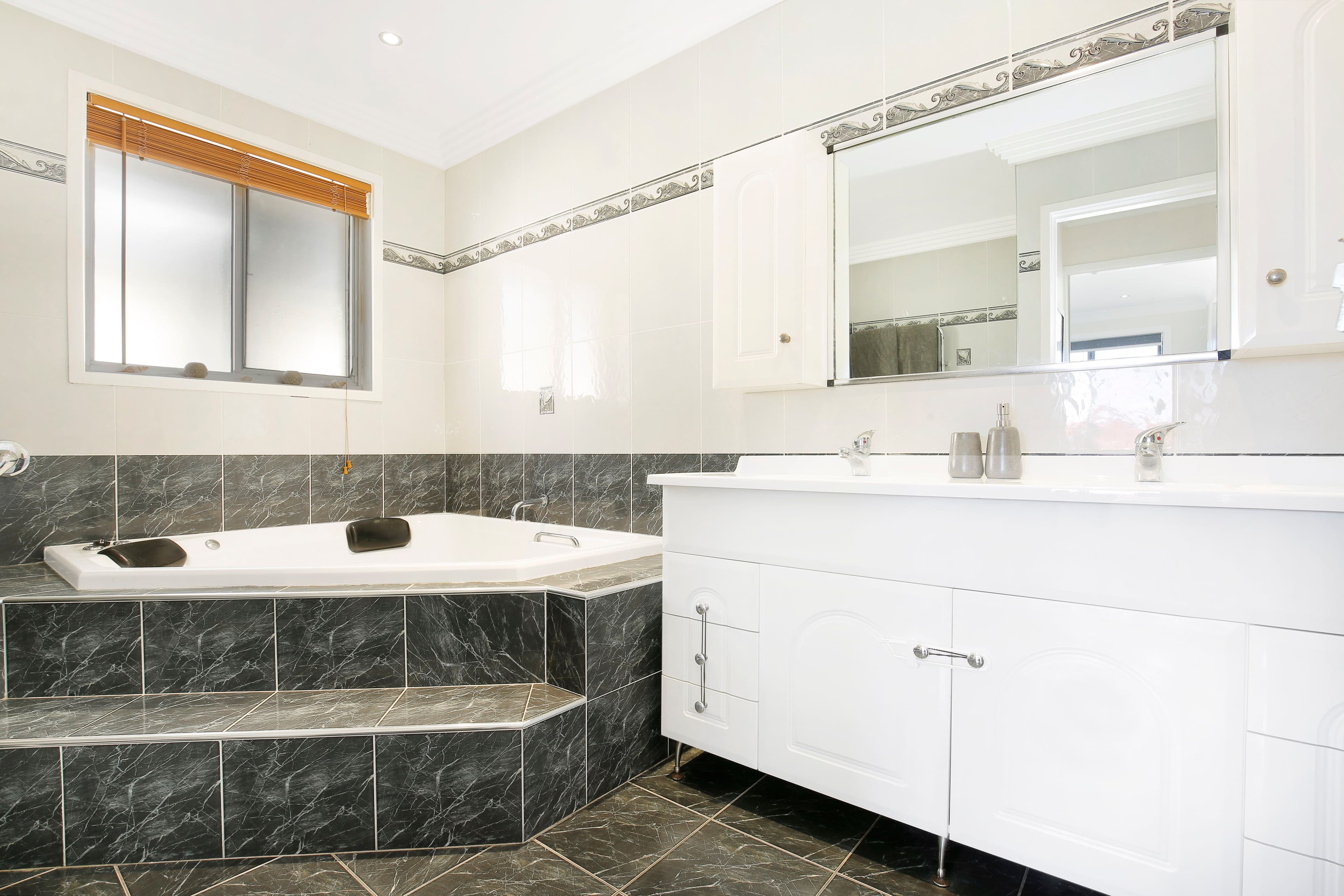 65 Staff Road, Unanderra - Thumbnail 7