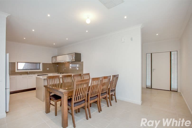 3 Runecrest Terrace, Epping VIC 3076, Epping - Thumbnail 3