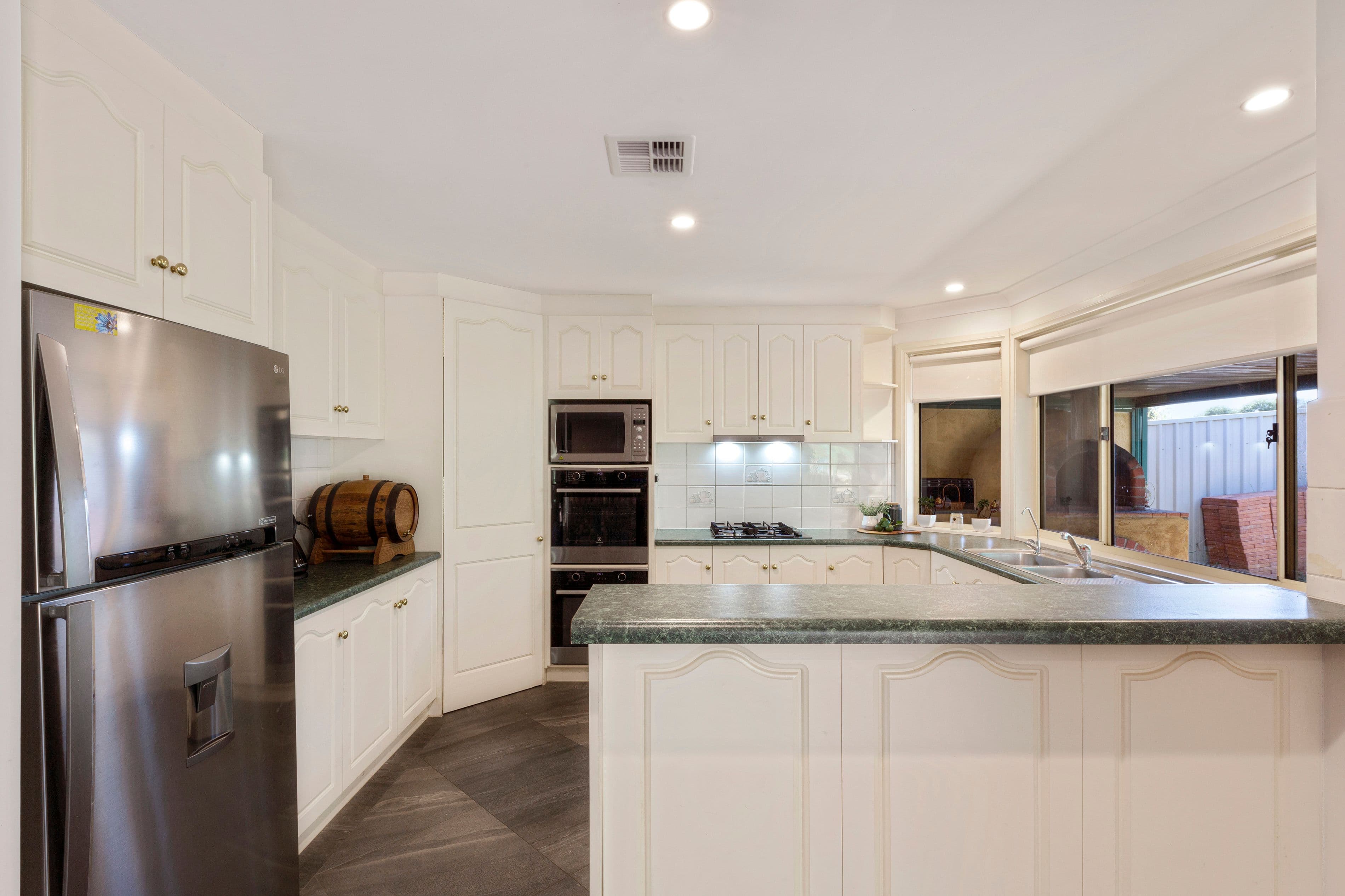 10 Gulfview Circuit, Gulfview Heights SA 5096, Gulfview Heights - Thumbnail 6