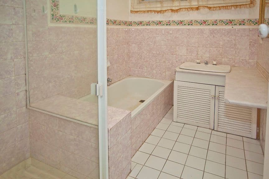 2 Brentwood Drive, GLEN WAVERLEY VIC 3150, Glen Waverley - Thumbnail 7