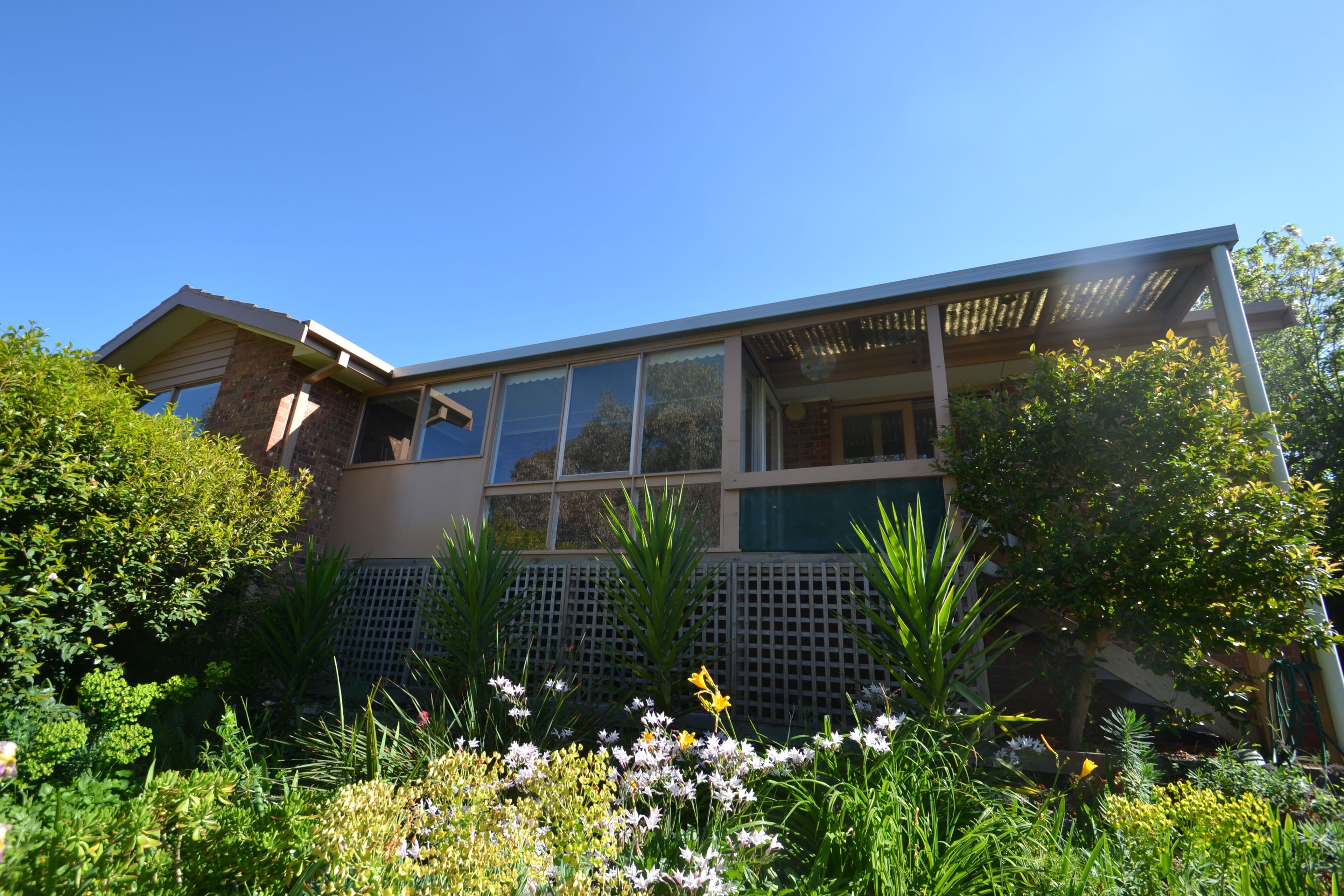 44 Hanley Crescent, Seymour VIC 3660, Seymour - Thumbnail 2