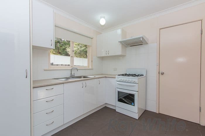 3 / 4 Howard St, Canterbury, Canterbury - Thumbnail 8