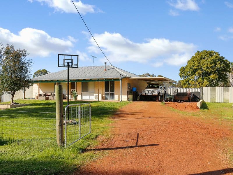 29 Archibald Street, MUCHEA WA 6501, Muchea - Image 1
