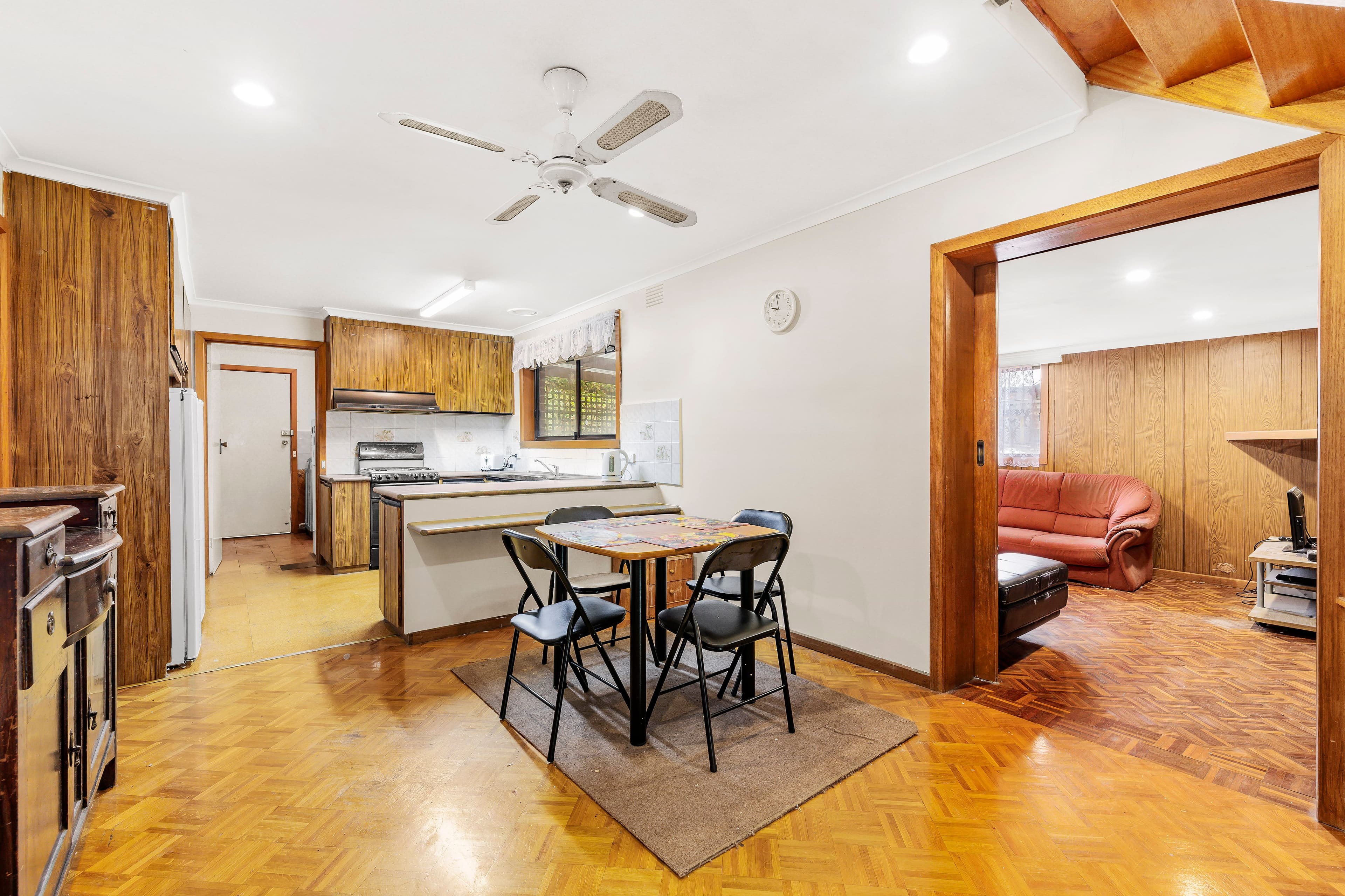 30 Strickland Avenue, Mill Park VIC 3082, Mill Park - Thumbnail 3