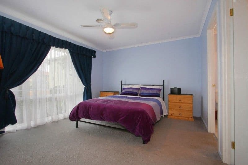 6 Hartsmere Drive, BERWICK VIC 3806, Berwick - Thumbnail 5
