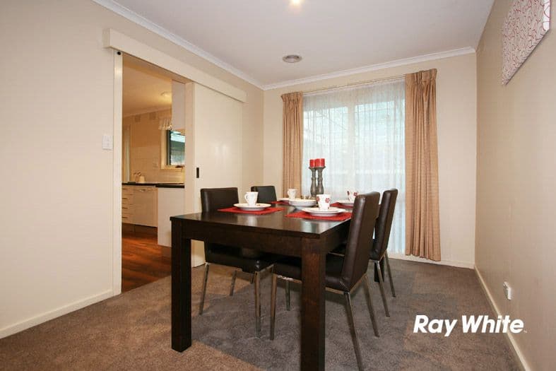 15 Brennan Drive, WANTIRNA SOUTH VIC 3152, Wantirna South - Thumbnail 6