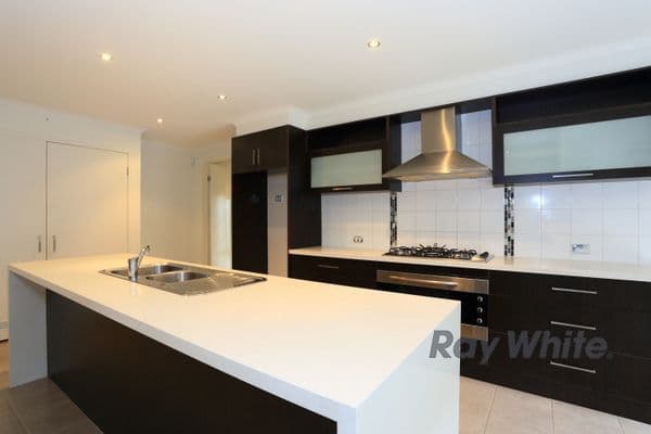 15 Reidel Avenue, PAKENHAM VIC 3810, Pakenham - Thumbnail 4