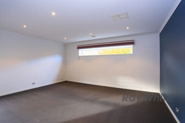15 Reidel Avenue, PAKENHAM VIC 3810, Pakenham - Thumbnail 8