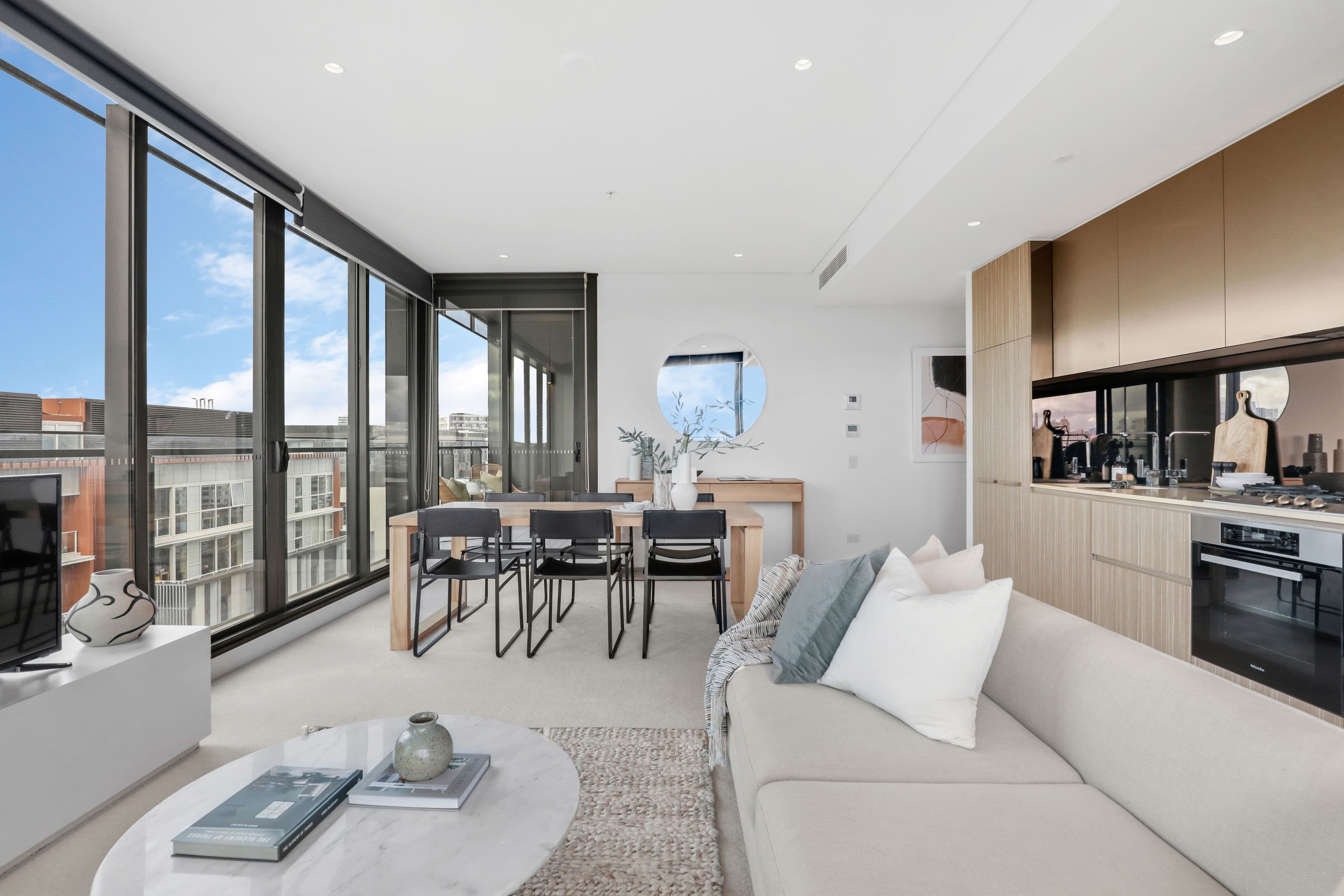 301-303 Botany Road, Zetland NSW 2017, Zetland - Thumbnail 2