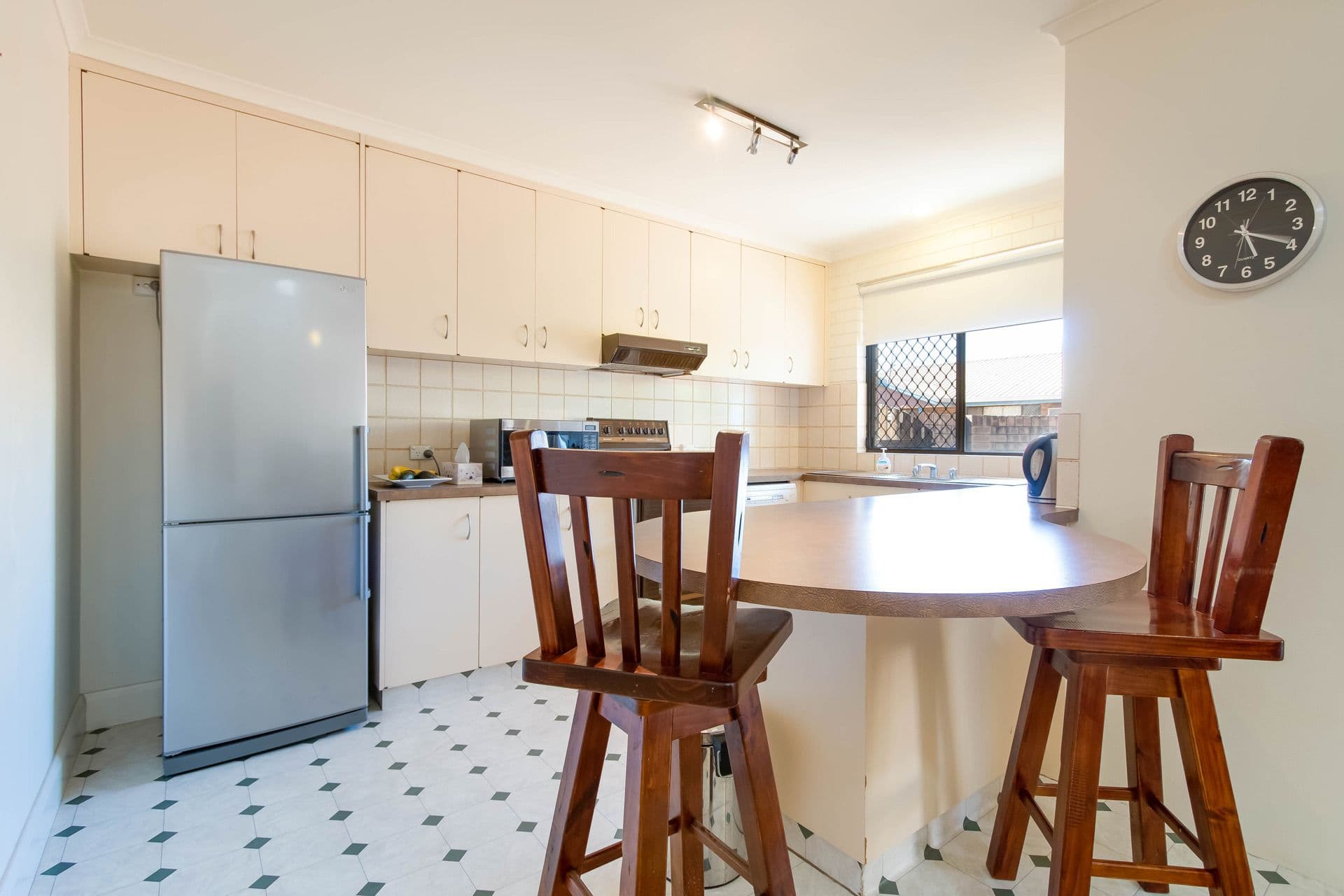 252 Olive Street, South Albury NSW 2640, South Albury - Thumbnail 2