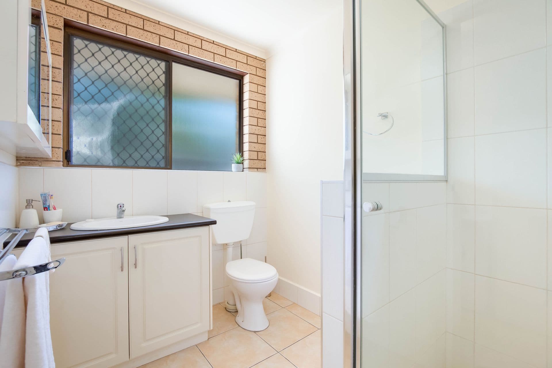 252 Olive Street, South Albury NSW 2640, South Albury - Thumbnail 4