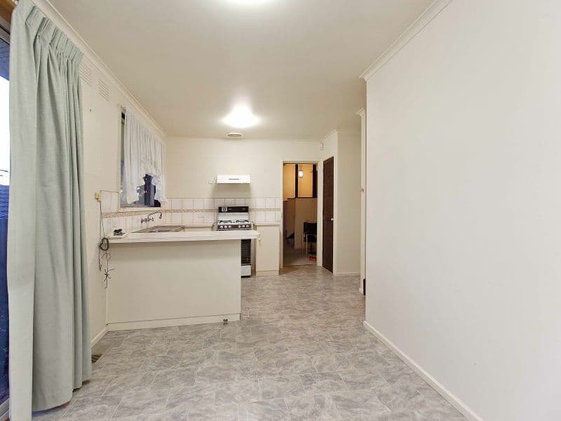 21 Pembroke Avenue, FRANKSTON VIC 3199, Frankston - Thumbnail 3