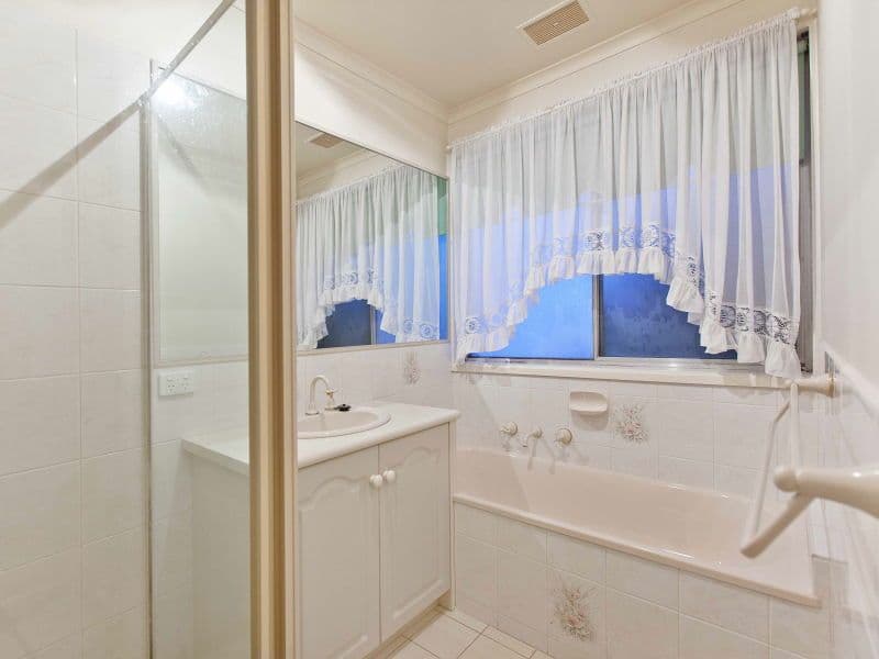 21 Pembroke Avenue, FRANKSTON VIC 3199, Frankston - Thumbnail 6