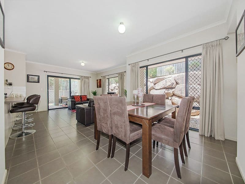 24 Ridgeview Street, Carindale QLD 4152, Carindale - Thumbnail 6