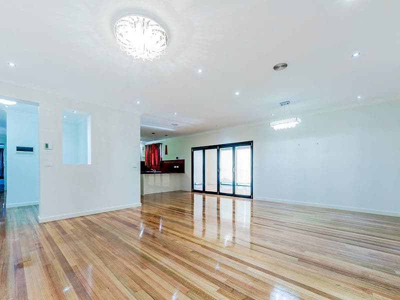11 McLaren Chase, Caroline Springs VIC 3023, Caroline Springs - Thumbnail 6