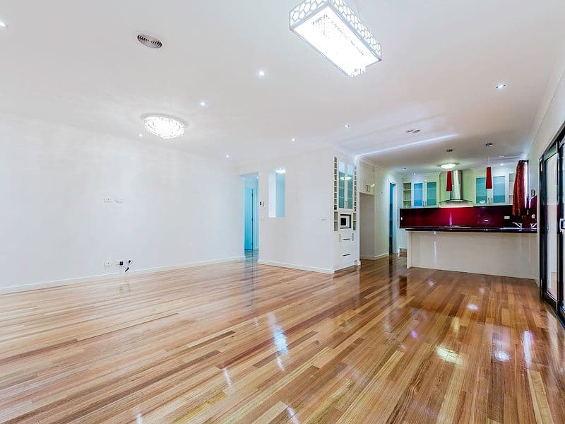11 McLaren Chase, Caroline Springs VIC 3023, Caroline Springs - Thumbnail 7
